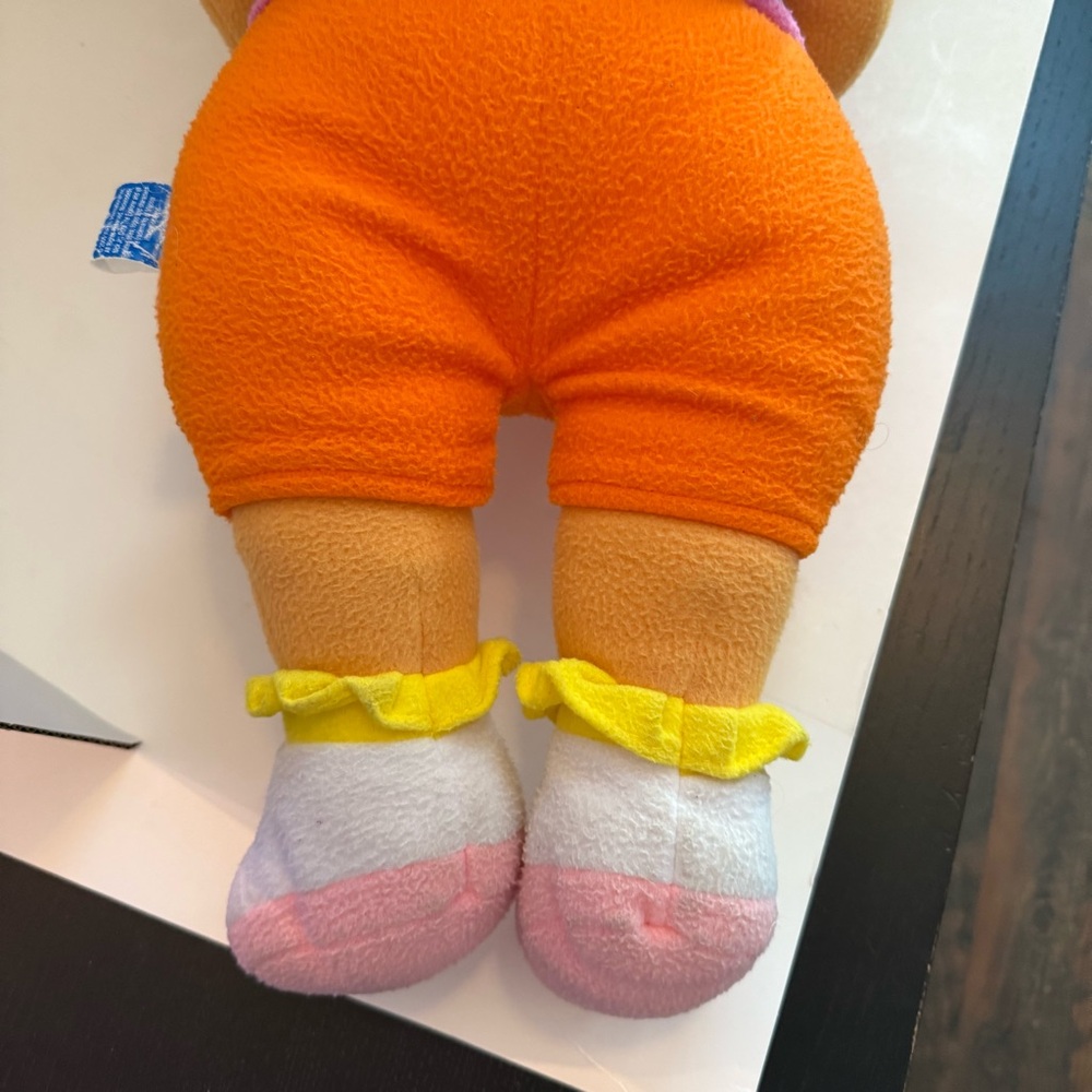 Giant 26 inch Dora the Explorer Plush - Picture 3 of 6